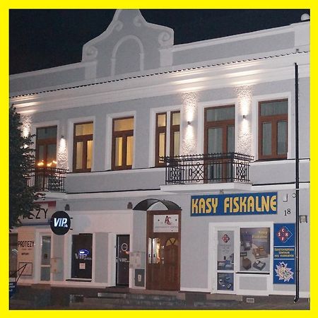 Apartamenty Ostrowiec - Pokoje Goscinne Centrum Ostrowiec Świętokrzyski エクステリア 写真
