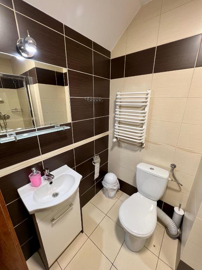 Apartamenty Ostrowiec - Pokoje Goscinne Centrum Ostrowiec Świętokrzyski エクステリア 写真