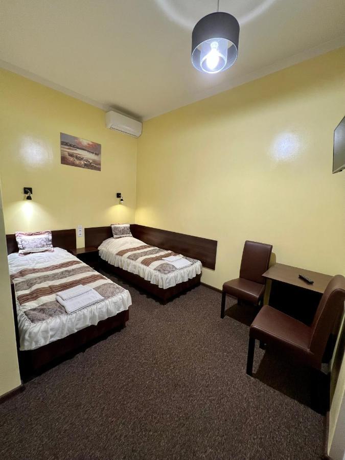 Apartamenty Ostrowiec - Pokoje Goscinne Centrum Ostrowiec Świętokrzyski エクステリア 写真