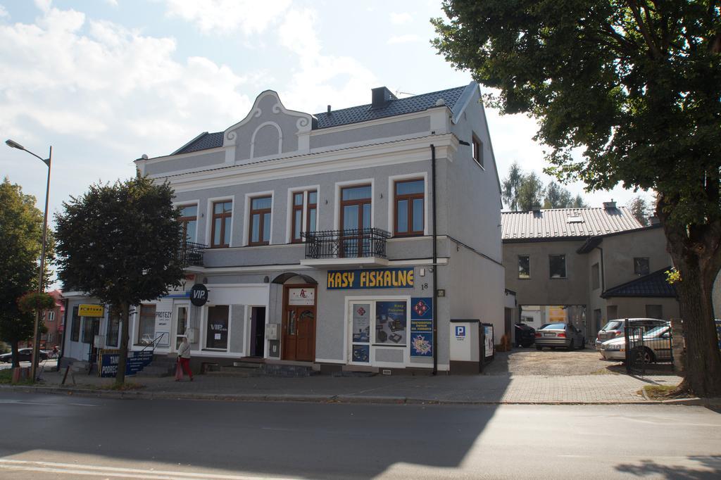 Apartamenty Ostrowiec - Pokoje Goscinne Centrum Ostrowiec Świętokrzyski エクステリア 写真